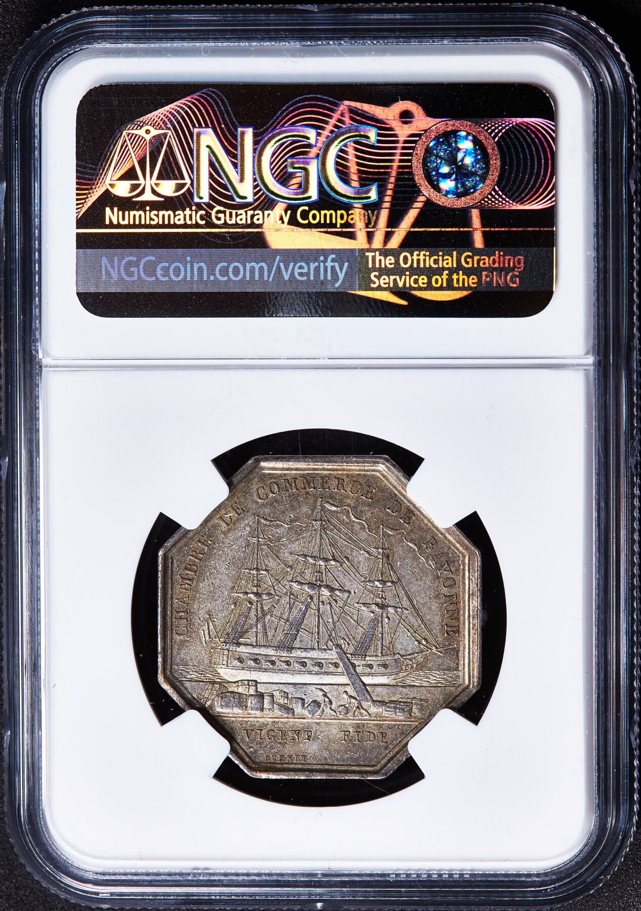 【俄甄集藏】2026年(050)04-01星期三 晚 19:30 全场包邮 法国1832-1841年菲利普头像巴约讷商会银质八角代用币章，NGC MS61，黄油彩包浆，油灯铭