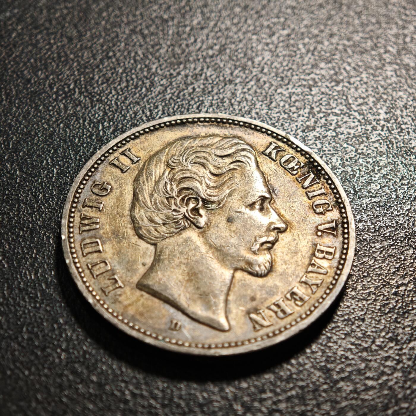 【德藏】世界币章拍卖第169期（拍品征集中~欢迎藏友联系） 1874年 德国巴伐利亚路德维希二世5马克大银币 直径约：38mm；重约：27.6g 原味酱彩包浆