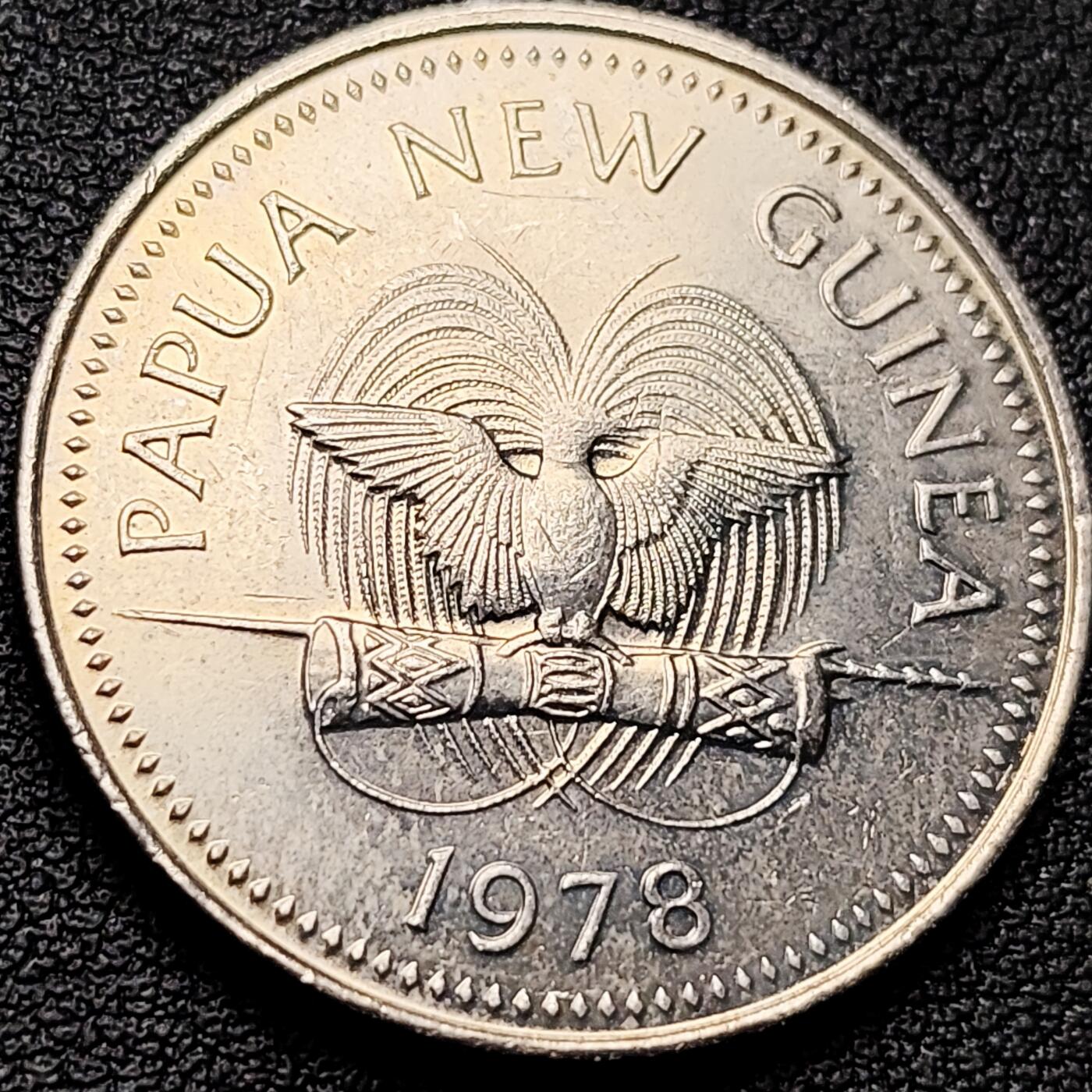 泉币菌-第216场-拍品多 请提前出价 原光美品 鸵鸟 巴布亚新几内亚20分硬币 28MM 