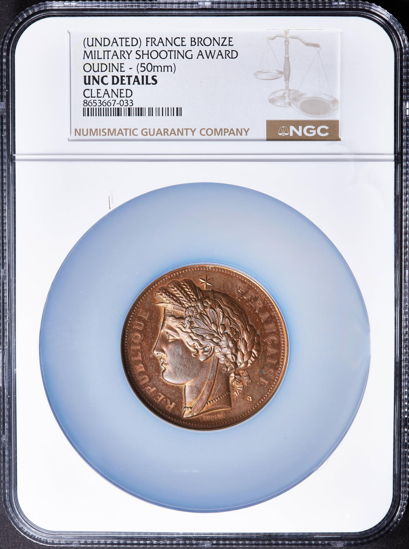 【俄甄集藏】2026年(050)04-01星期三 晚 19:30 全场包邮 法国19世纪共和女神头像战争部颁发军事设计铜质奖章，NGC UNCD，直径：50mm，高浮雕，新古典主义章牌雕刻家埃米尔-路易·乌迪内代表性作品，原铜光难得