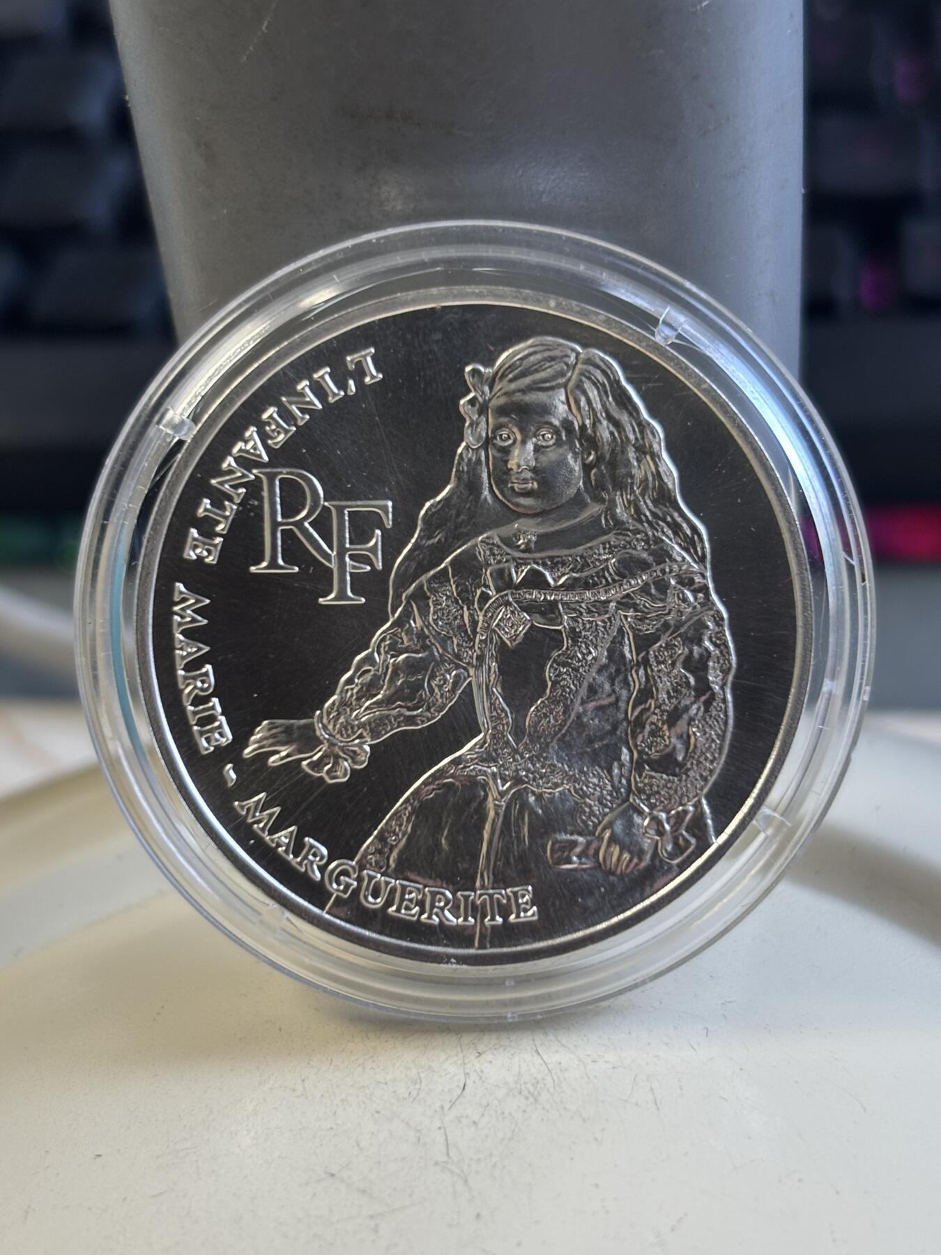 第195期拍卖 法国1993年卢浮宫馆藏系列玛丽公主纪念银样币，900银，22.2克