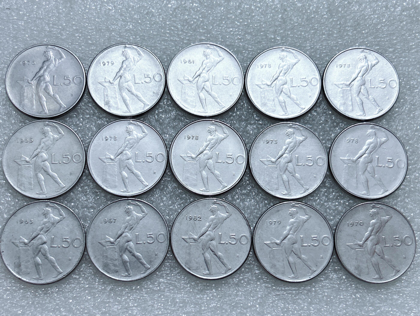 第一海外回流一元起拍收藏 散集专场  第306期 意大利50里拉不锈钢币 15枚