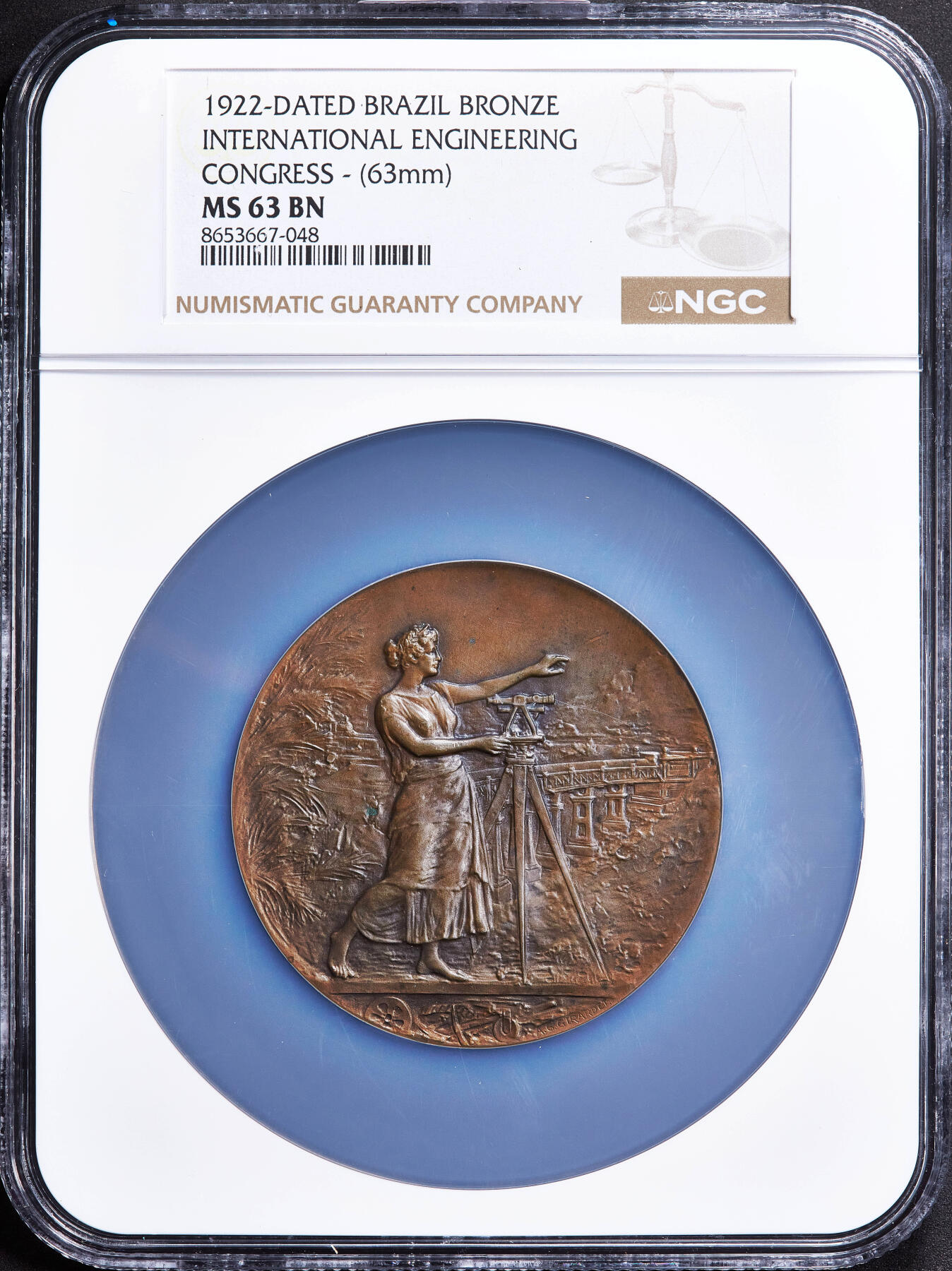 【俄甄集藏】2026年(050)04-01星期三 晚 19:30 全场包邮 巴西1922年纪念独立100周年系列-里约热内卢国际工程学博览会大铜章，NGC MS63，巧克力包浆，设计精美，直径：63mm，重98克，稀少品种