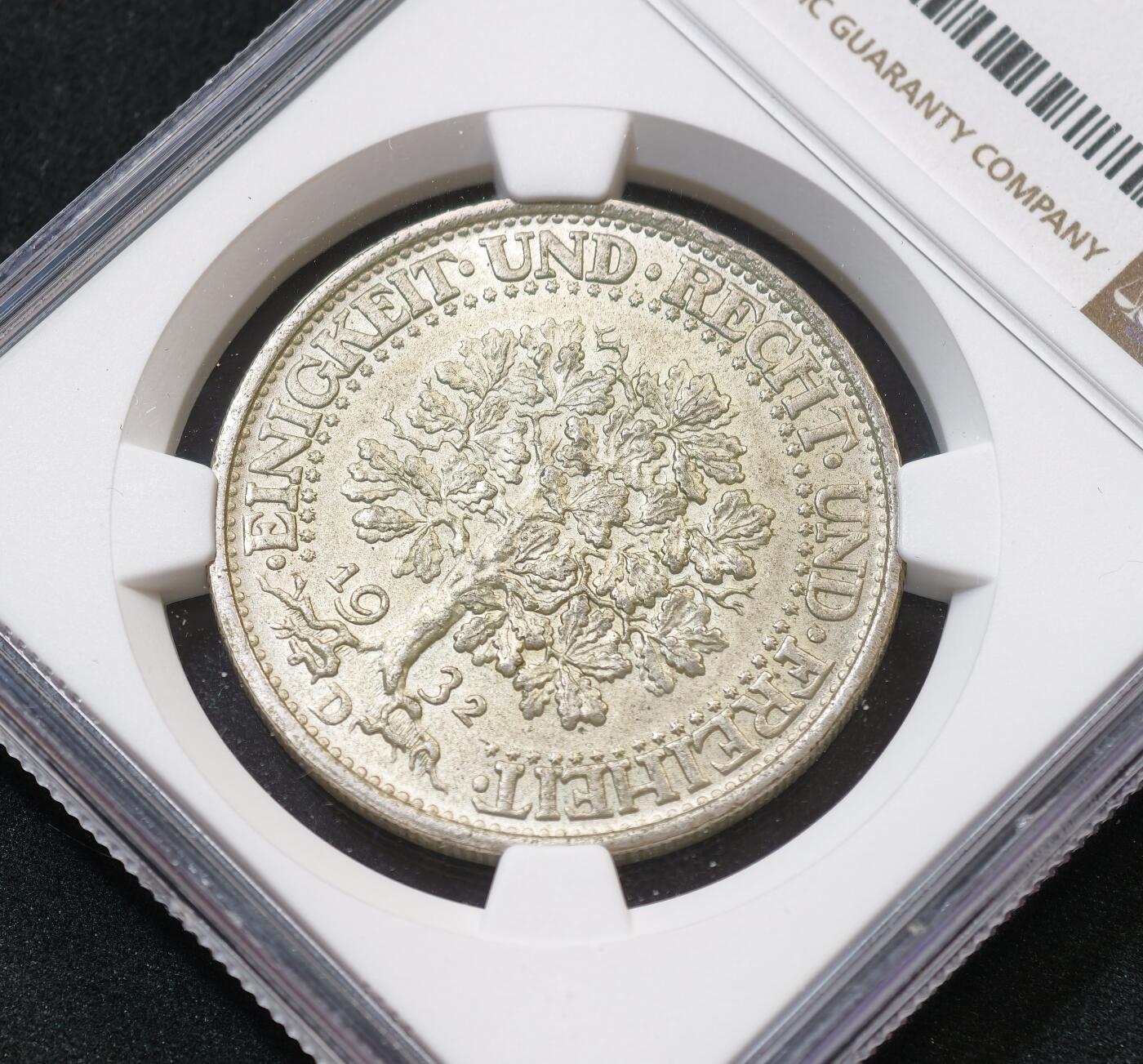 “方寸甄品”甄品场，甄臻铺-世界币章拍卖（第57期，直播拍卖），送拍享返佣金等优惠多多 NGC-MS65 德国1932年A版魏玛橡树5马克银币 经典品种，黄油彩老包浆，暴力转光，深打有细节，高分，值得收藏