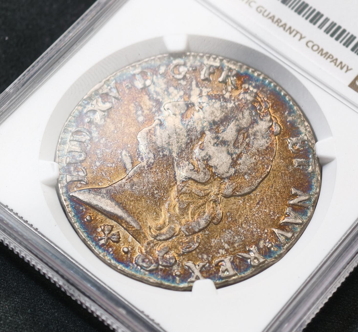 “方寸甄品”甄品场，甄臻铺-世界币章拍卖（第57期，直播拍卖），送拍享返佣金等优惠多多 NGC-XFD 法国1765年路易十五青年版埃居银币 炫彩包浆 30g的大尺寸银币，橘色包浆