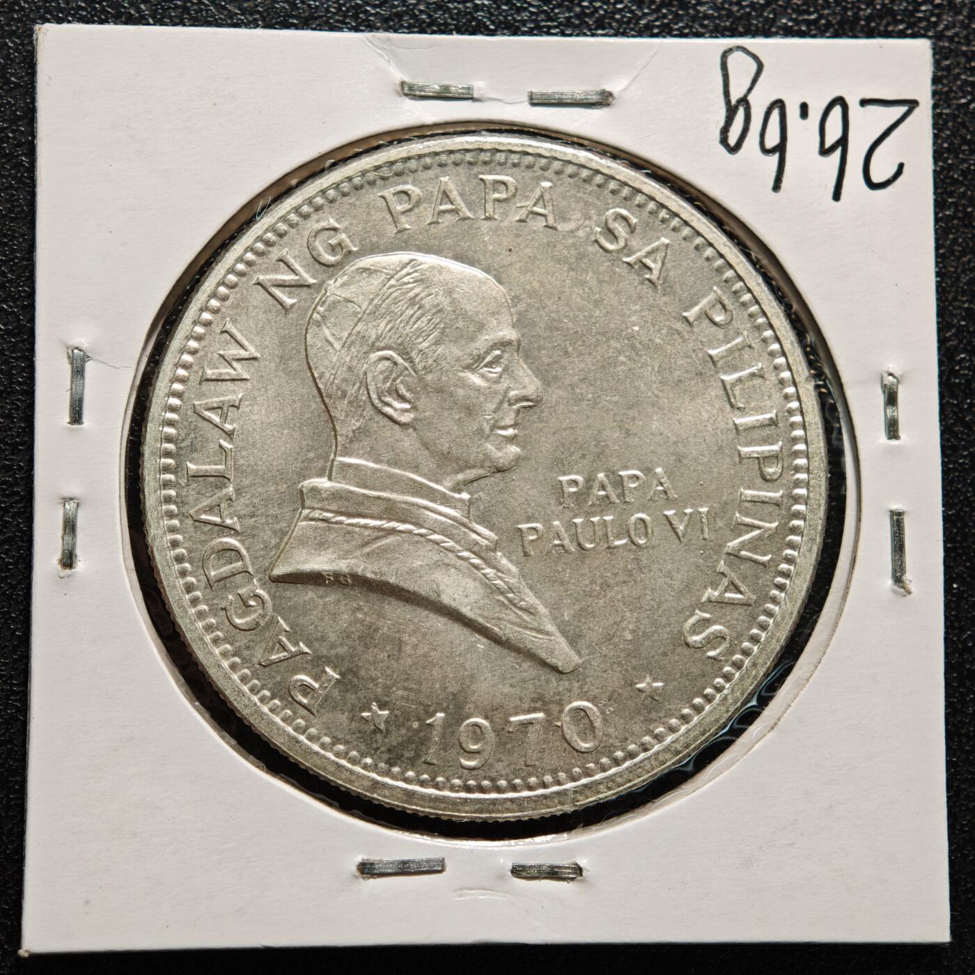 【德藏】世界币章拍卖第169期（拍品征集中~欢迎藏友联系） 老藏家集藏系列之- 1970年 菲律宾教皇保罗六世访问1比索纪念银币 900银 直径约：39mm；重约：26.4g 入册20余年·附有当年购入价