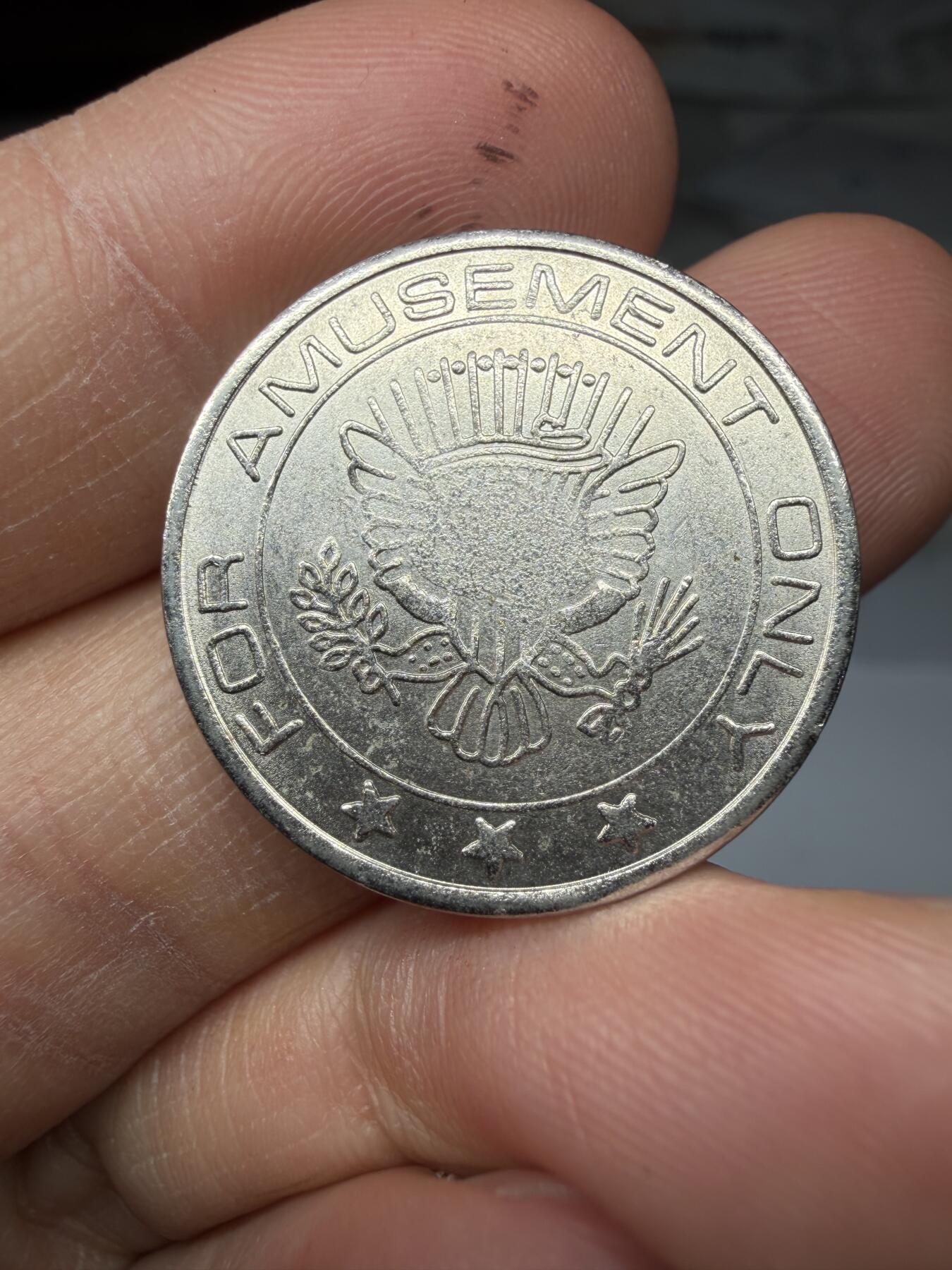 2026年集古藏今外币拍卖第三期-第9场—（总第319拍），可以寄存60天，满160元包邮。 游戏代币，直径25毫米