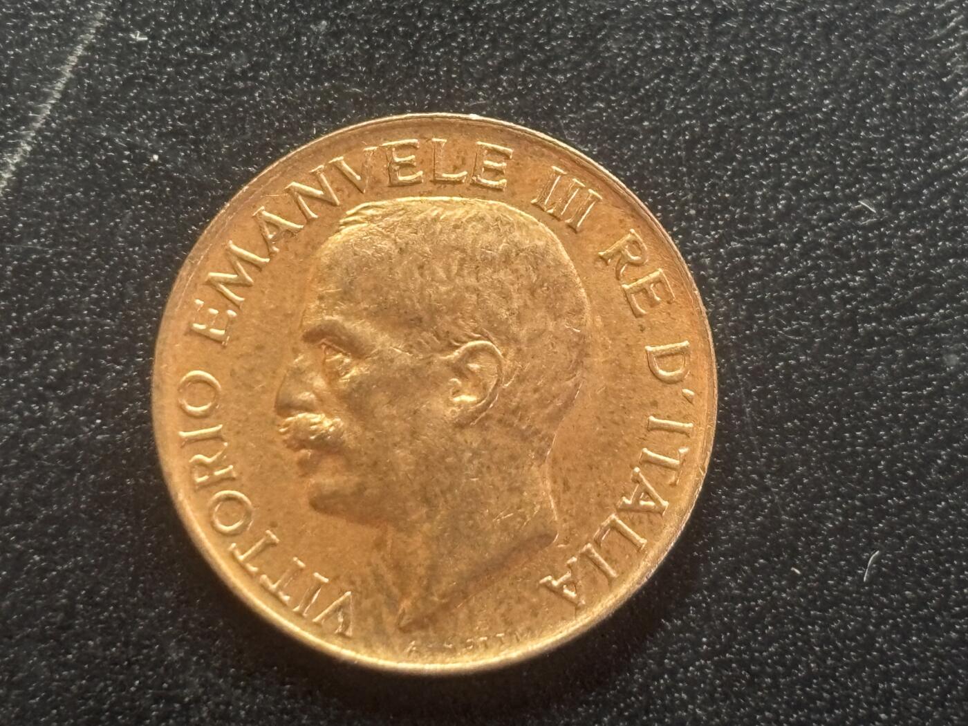 邮泉阁邮票限时拍卖第四十四场 （邮票在国外，请付邮费6元） 意大利 维克托·伊曼纽尔三世国王1922年5分