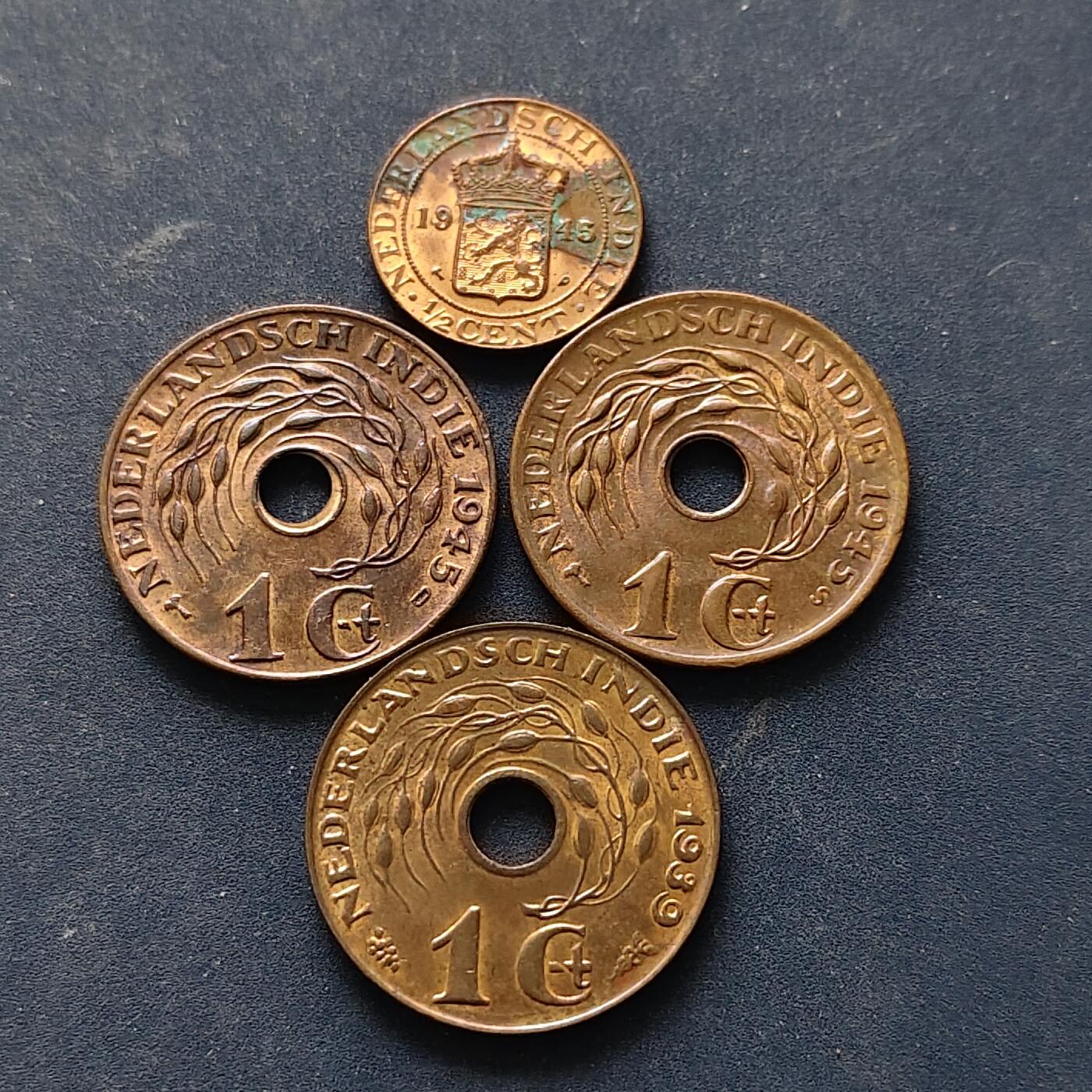 【全场包邮】纯粹捡漏拍514场 荷属东印度1939-1945年1/2-1分铜币4枚一组