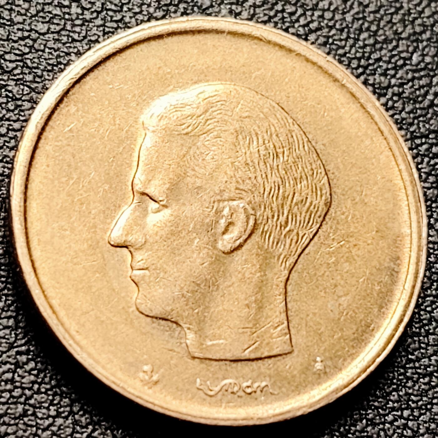 泉币菌-第216场-拍品多 请提前出价 。