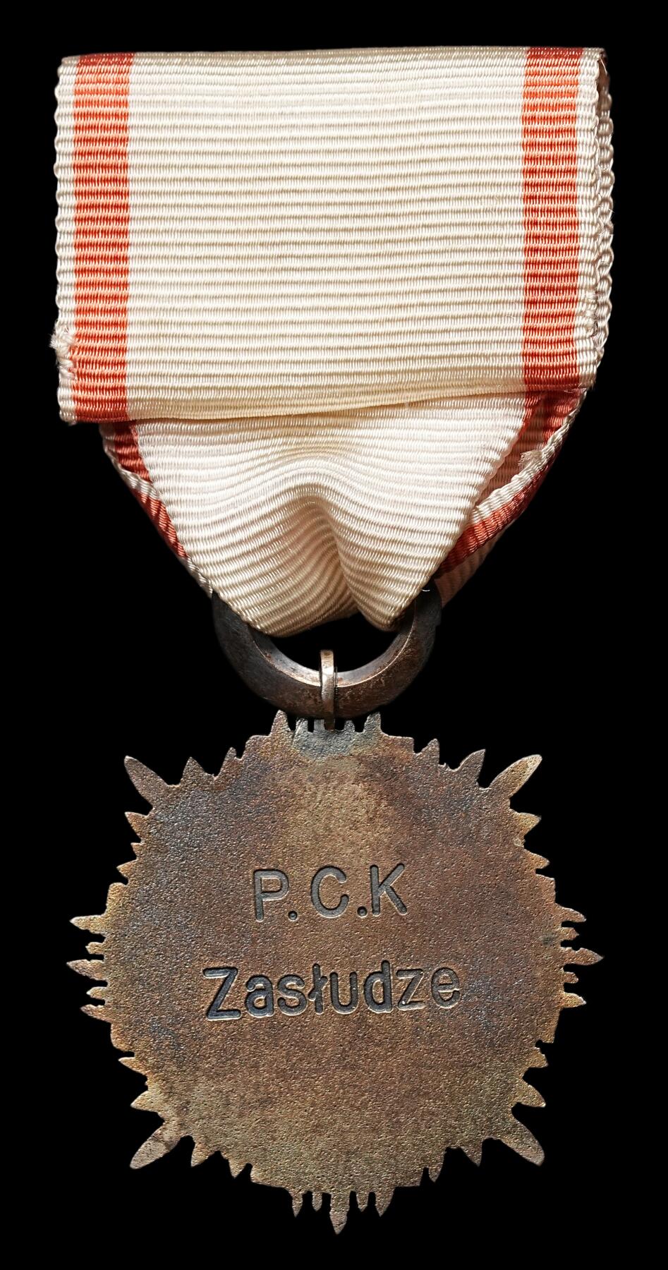 修遠堂世界钱币第109期 波兰红十字会功绩十字勋章（银级），重17.70g