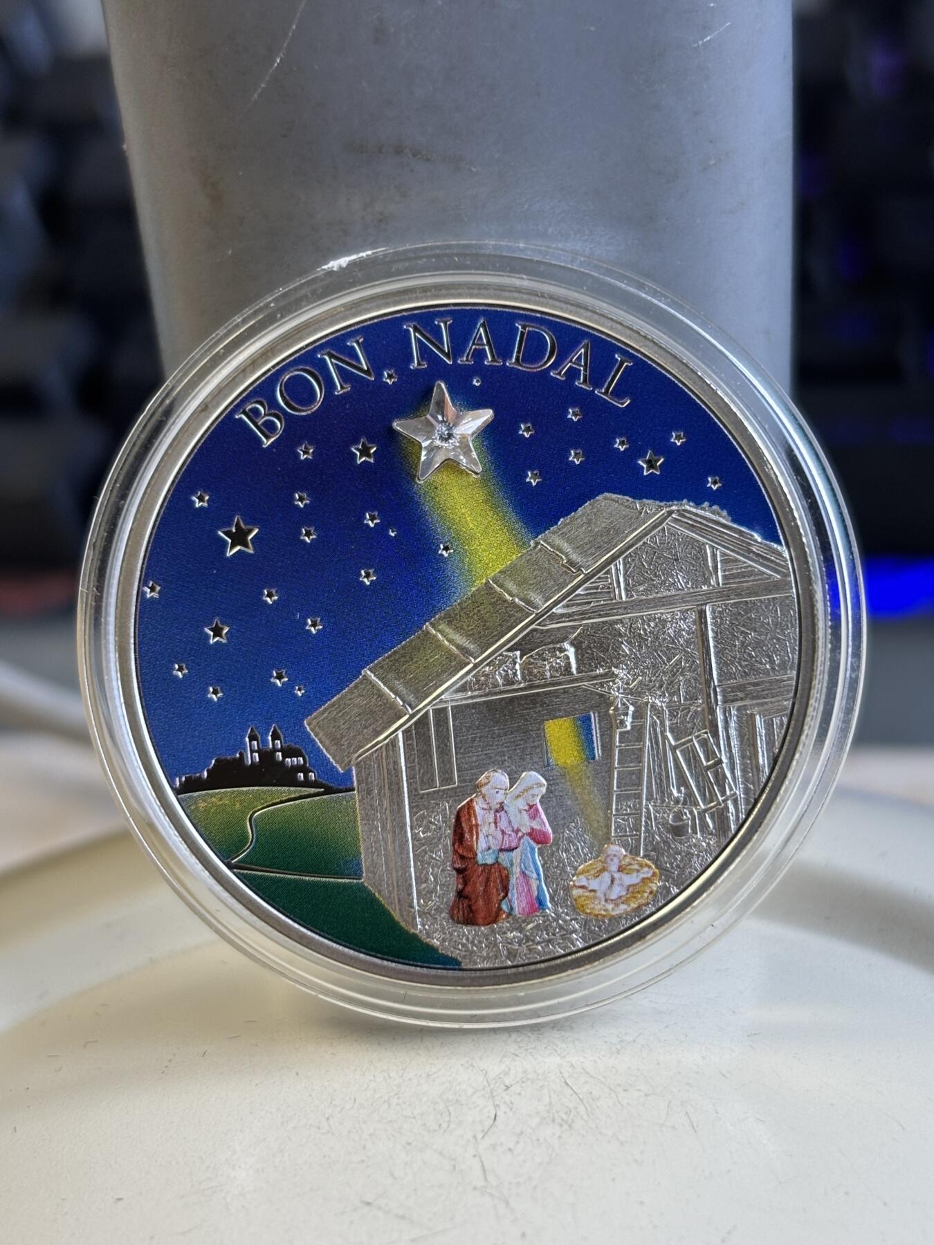 第195期拍卖 安道尔2011年发行圣诞节彩色精制纪念银币，25克，925银