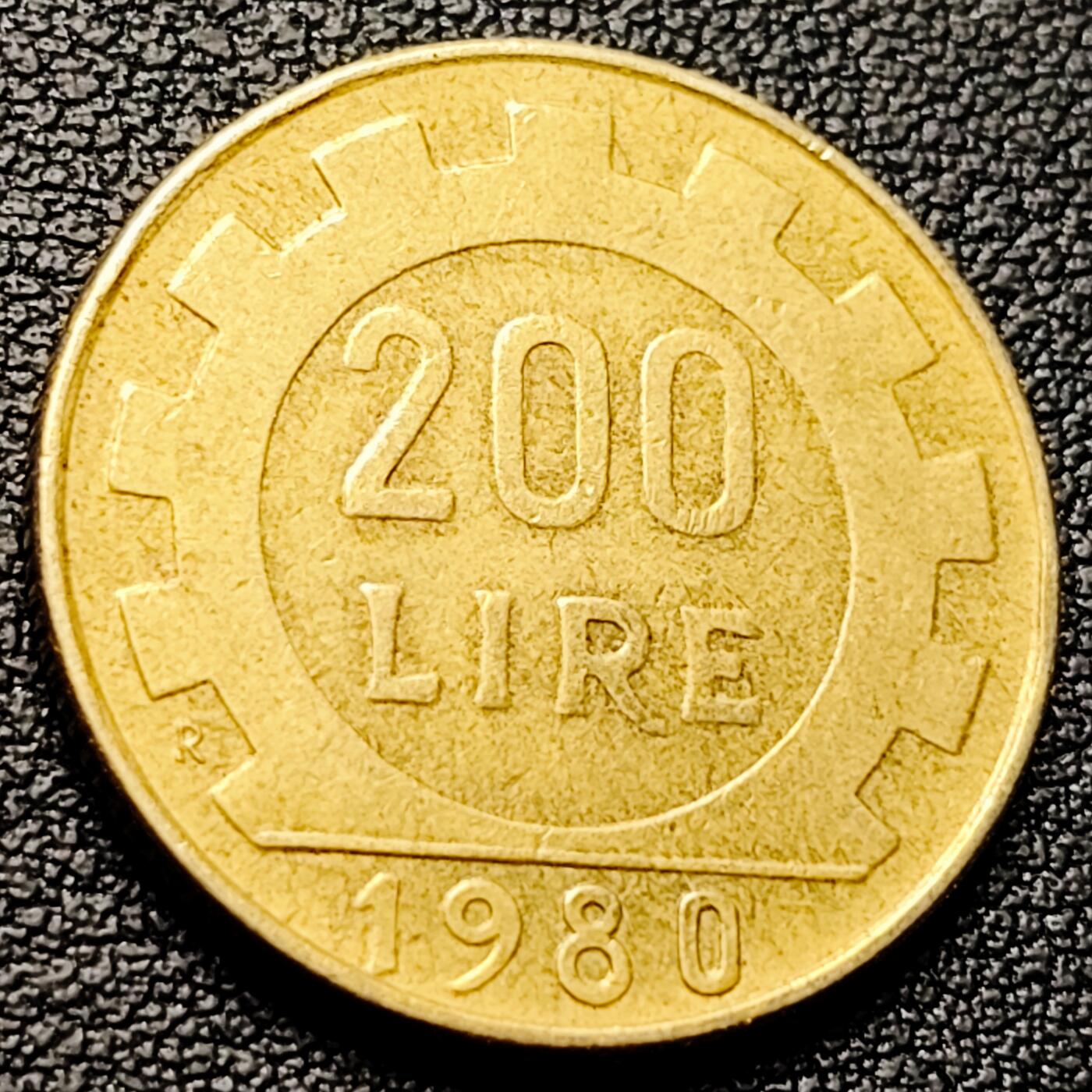 泉币菌-第216场-拍品多 请提前出价 。