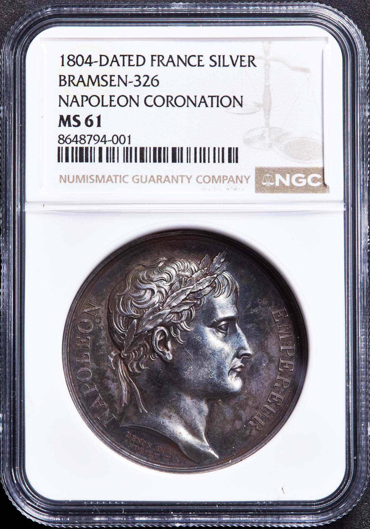 【俄甄集藏】2026年(050)04-01星期三 晚 19:30 全场包邮 法国1804年纪念拿破仑巴黎圣母院加冕大银章，NGC MS61，高浮雕，原味老包浆，名誉品种