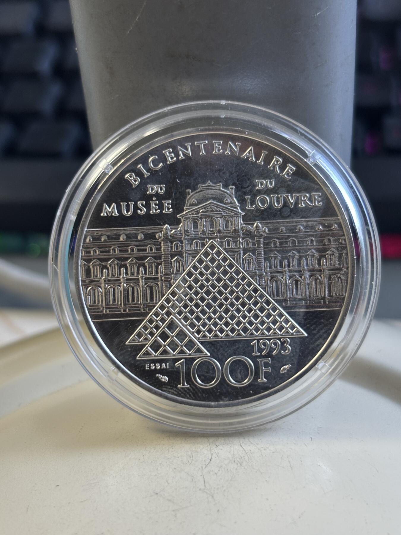 第195期拍卖 法国1993年卢浮宫馆藏系列玛丽公主纪念银样币，900银，22.2克