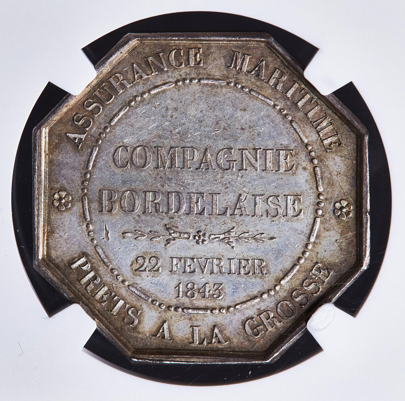 【俄甄集藏】2026年(050)04-01星期三 晚 19:30 全场包邮 法国1843年波尔多海上保险业银质八角代用币章，NGC MS62，黄油彩包浆，设计精美，手指铭