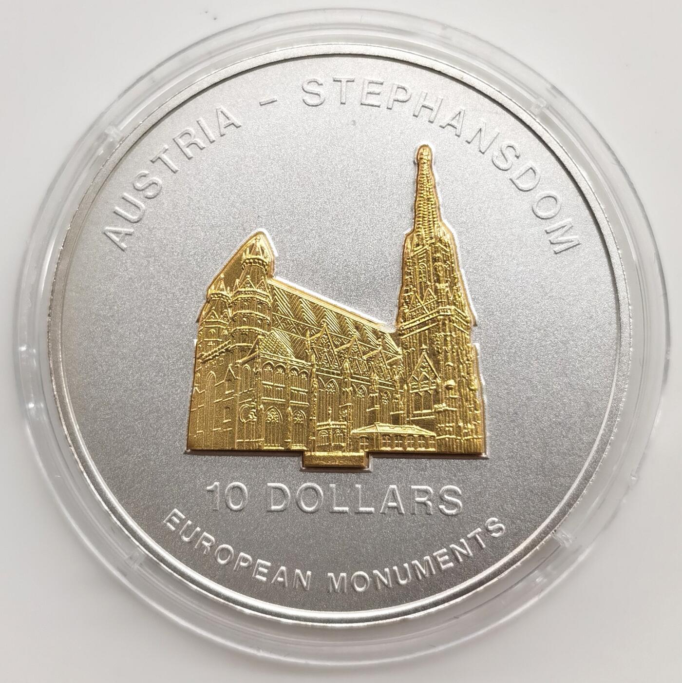 博洋堂“芳菲春韵”3月精品大拍专场暨第166期（全场包邮） 瑙鲁2005年10元带镀金插件反向精制银币 欧洲地标-维也纳圣斯蒂芬教堂（奥地利） 1盎司999银 发行量：2千 带证