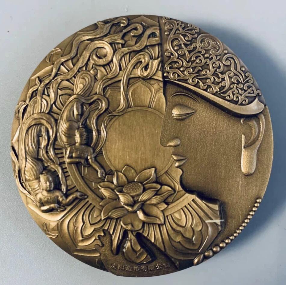 中国铜章专拍 2014年沈币千手观音铜章，直径60毫米，带证书，保真正品