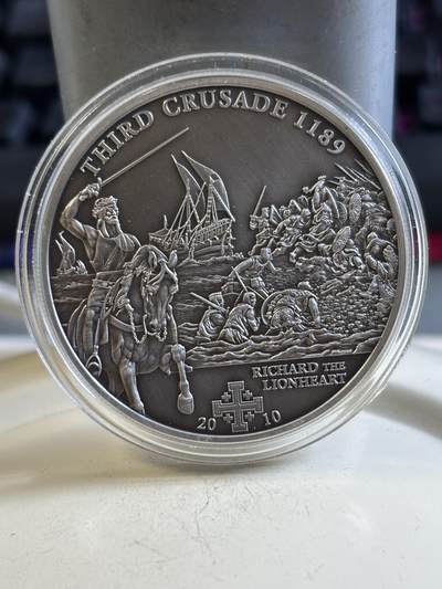 第195期拍卖 - 库克2010年十字军系列第三次东征战役仿古纪念银币，925银，25克，发行1000枚