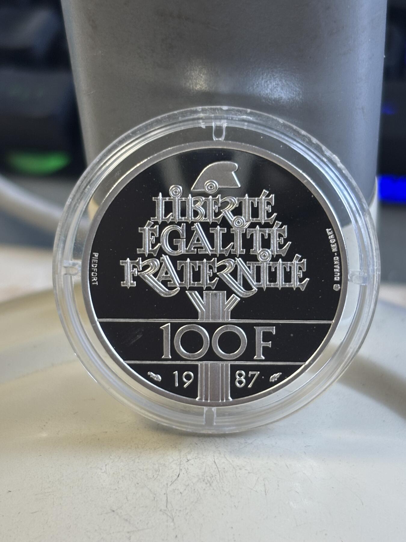 第195期拍卖 法国1987年人物拉法耶特·皮德福特30克加厚精制版本纪念银币，950银