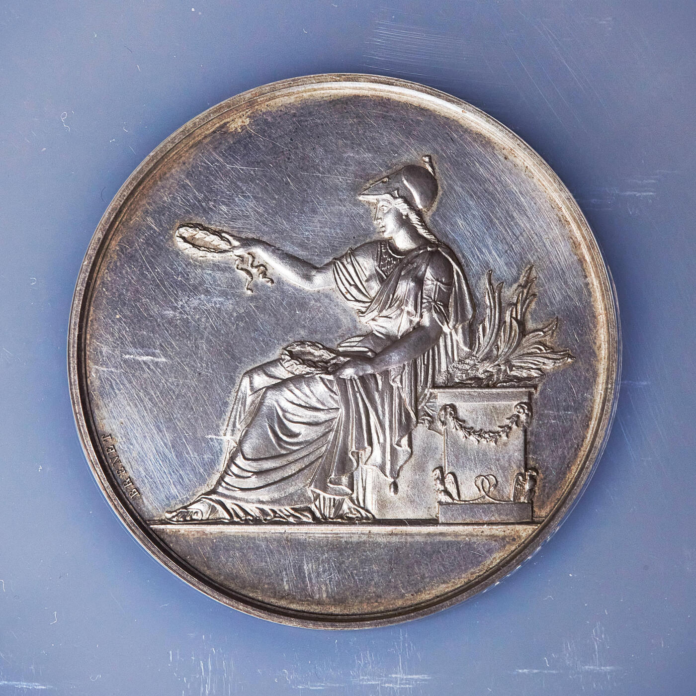 【俄甄集藏】2026年(050)04-01星期三 晚 19:30 全场包邮 法国1851年丰收女神坐像纪念上卢瓦尔省布里尤德农业竞赛大银章，NGC UNCD，直径：50mm，重：58克，高浮雕，授予布农克勒的加朗-舒韦夫妇