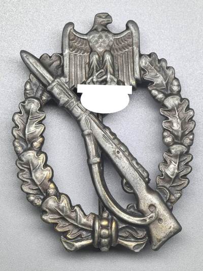 小驴勋章奖章收藏3月28日周六晚六点拍卖（珍爱和平，收藏战争，铭记历史，勿忘国耻，忠党爱国。有偿代拍，送拍规则在简介最后，参拍须阅读规则后再参拍，关系到运费包装发货时效真假辨别等关键信息，拍卖时不再发原图，看大图店主微信码在拍卖店铺介绍里） - 得WWII铜级步兵突击奖章，背打ÜÜ厂标（ E. Ferdinand Wiedmann, Frankfurt厂第1.09.2版），锌质铸造，残存一些镀层