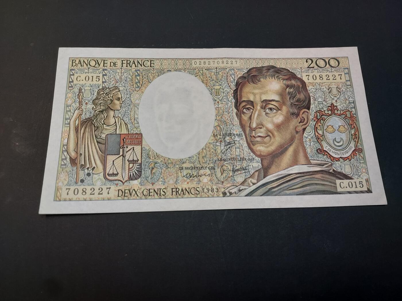 博彦收藏    4月1日 8点 钱币专场 法国 200法郎 有订书机孔