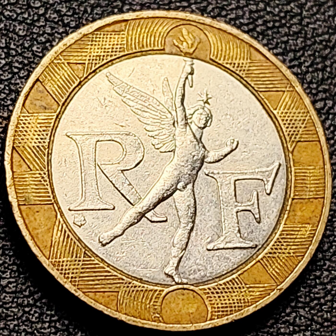 泉币菌-第216场-拍品多 请提前出价 。