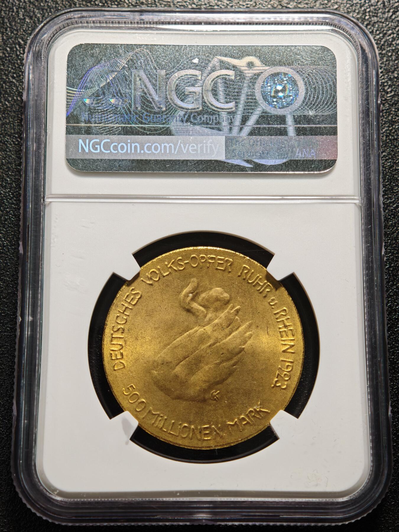 【德藏】世界币章拍卖第169期（拍品征集中~欢迎藏友联系） 1923年 德国德紧时期鲁尔与莱茵地区5亿马克镀金铜币 名家卡尔歌茨作品 NGC MS65 原光十足