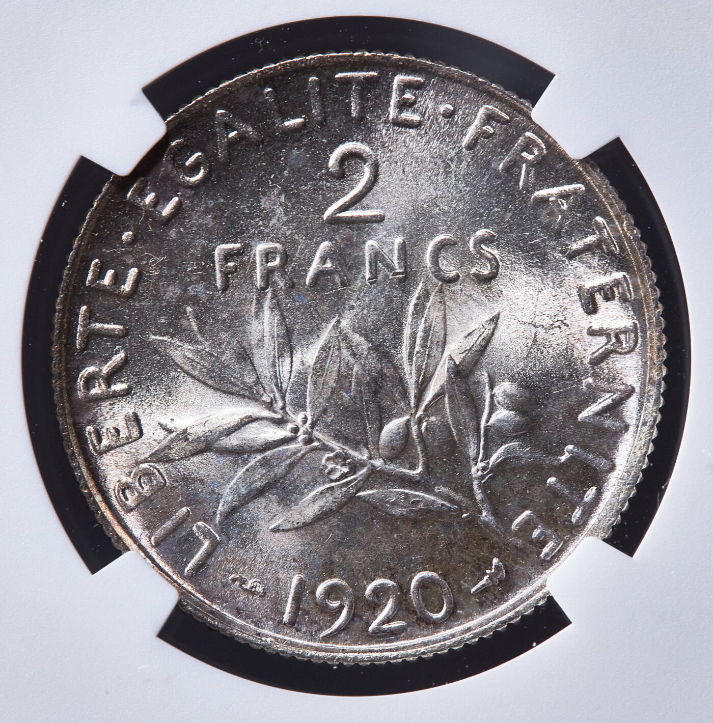 【俄甄集藏】2026年(050)04-01星期三 晚 19:30 全场包邮 法国1920年播种女神2法郎银币，NGC MS64，原味包浆，转光品相