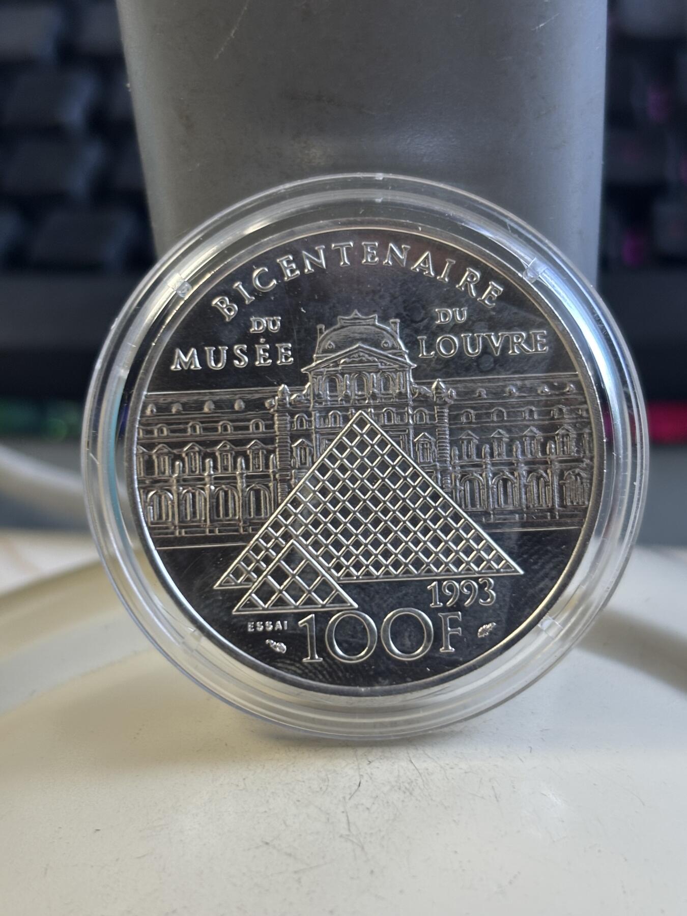 第195期拍卖 法国1993年卢浮宫馆藏系列玛丽公主纪念银样币，900银，22.2克