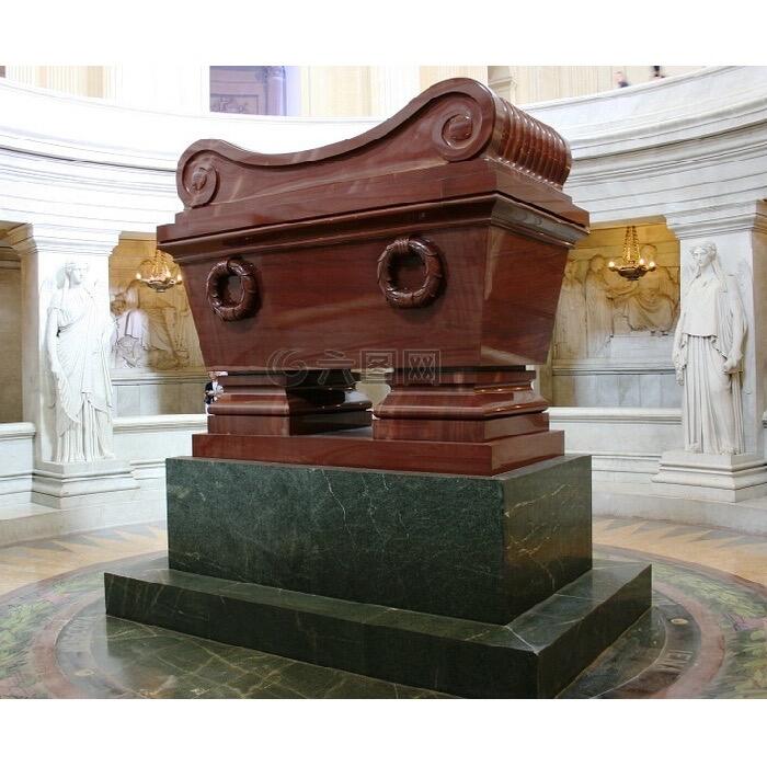 法国18XX年 拿破仑军装像+拿破仑墓 高浮雕精制大镀银章 40MM