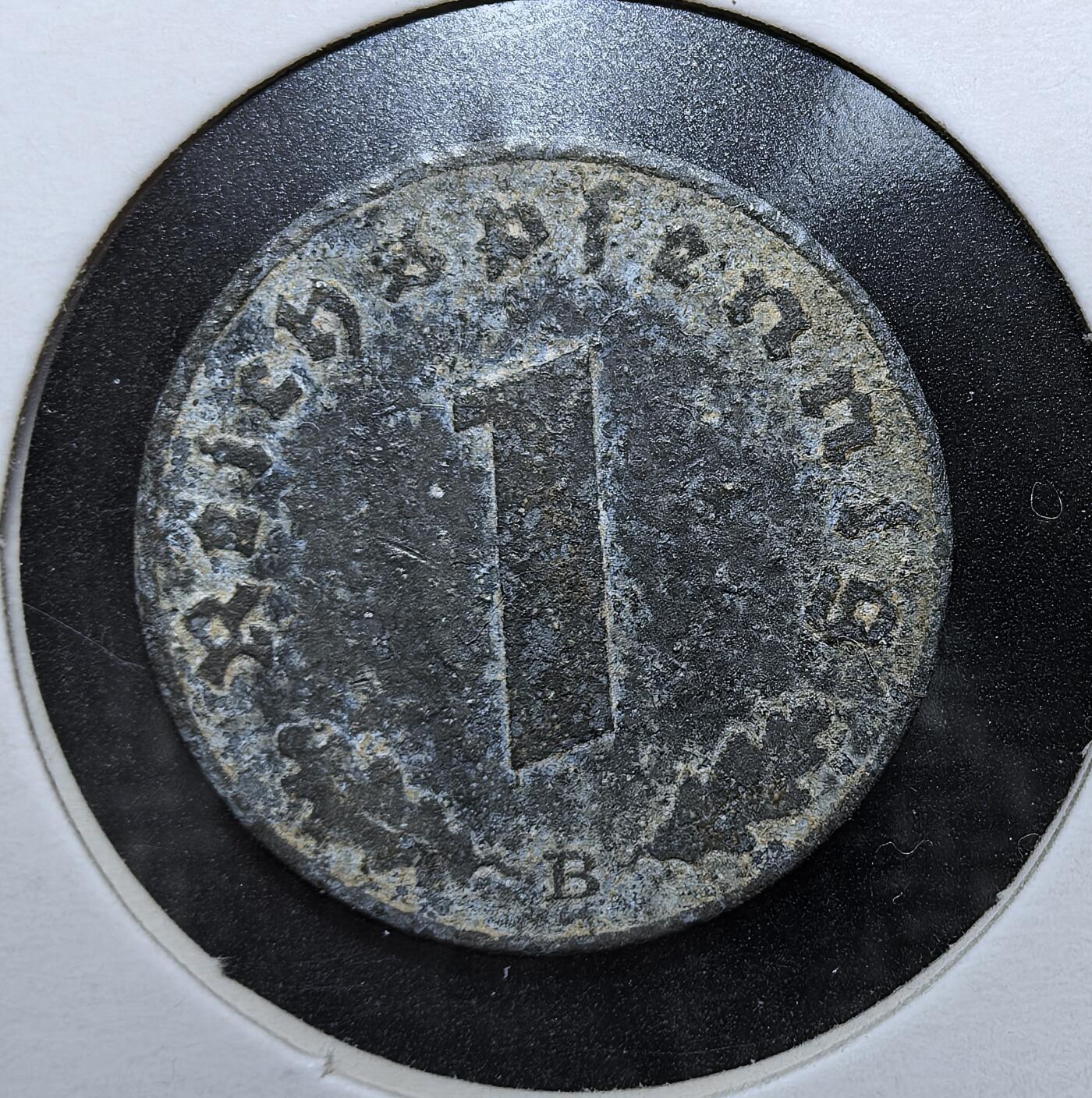 外国优质老铜币银币苏联纪念章，每周六晚九点倒数截拍，满百包邮可寄存，持续收拍