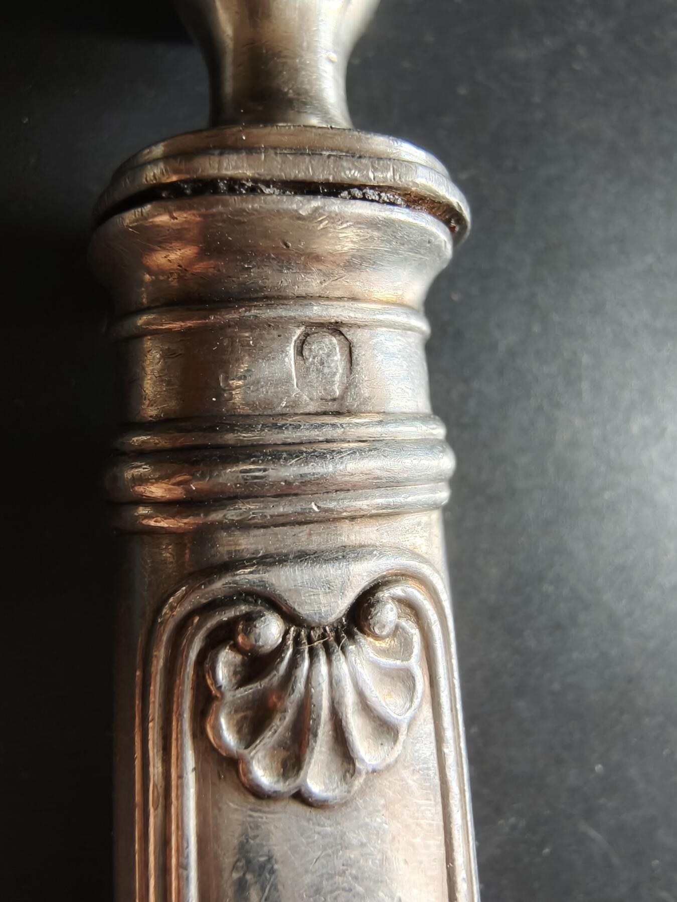 老王徽章第190期 法国银叉子    密涅瓦1级银标    950银     长度30mm    重量219.3g