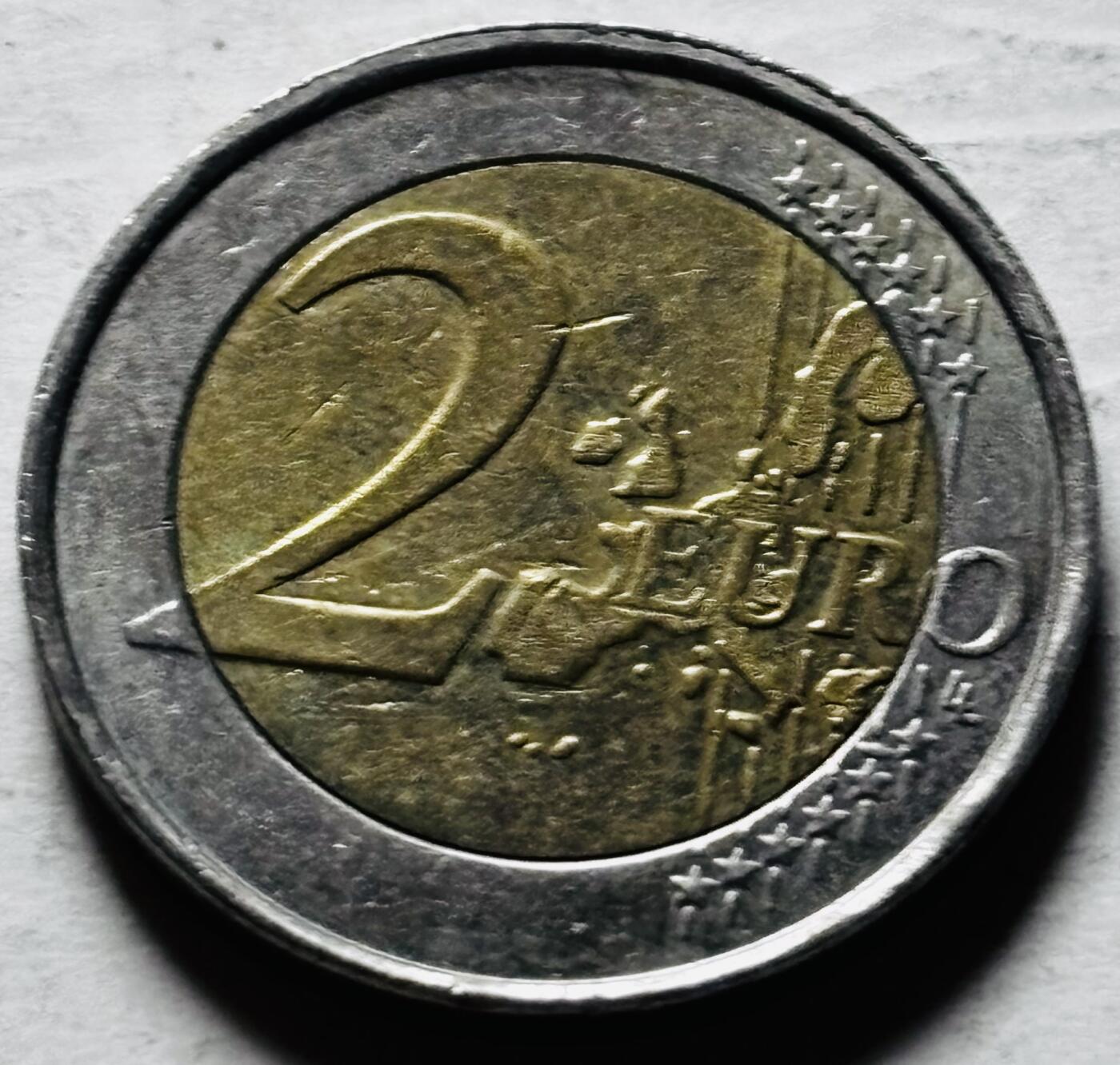 文馨钱币收藏第 298 场，长期接代拍业务 2004 年比利时 2 欧元 第一版