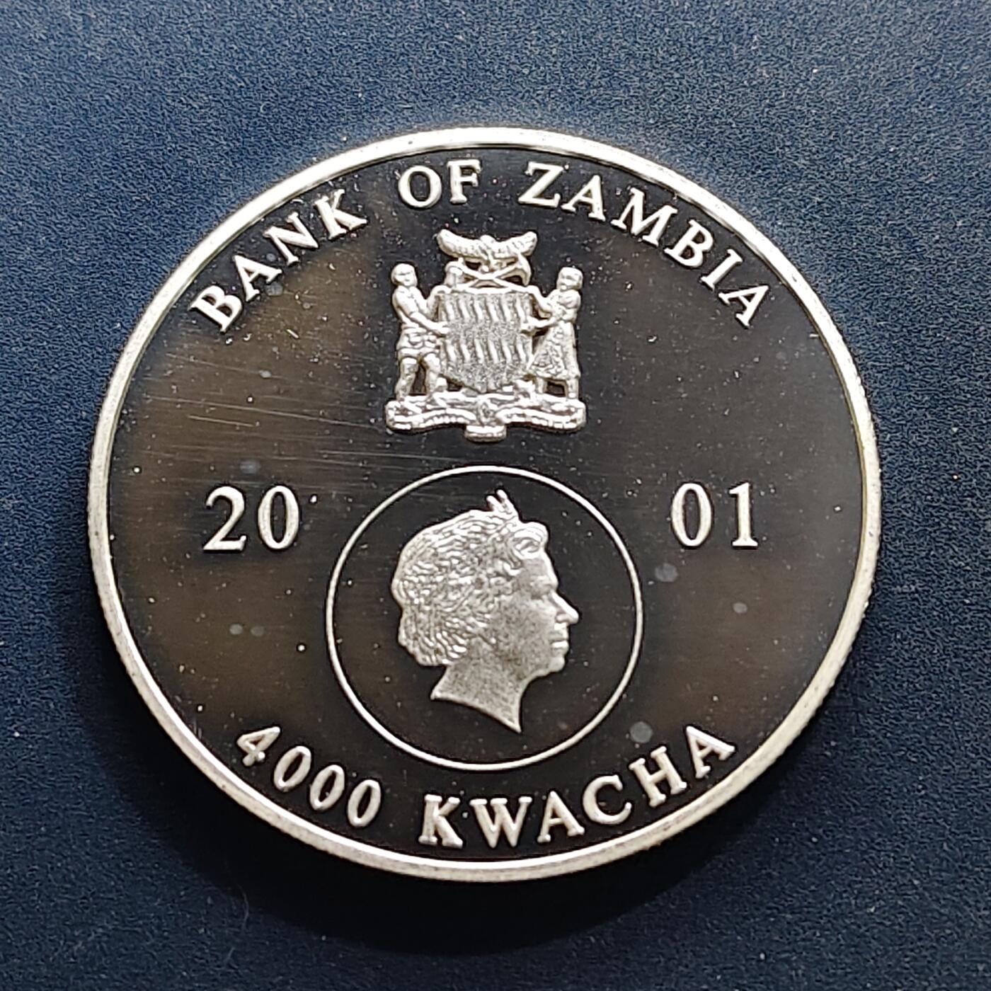 【全场包邮】纯粹捡漏拍517场 赞比亚2001年4000克瓦查海洋守护者系列腔棘鱼精制纪念银币【37.9毫米20克99.9%】