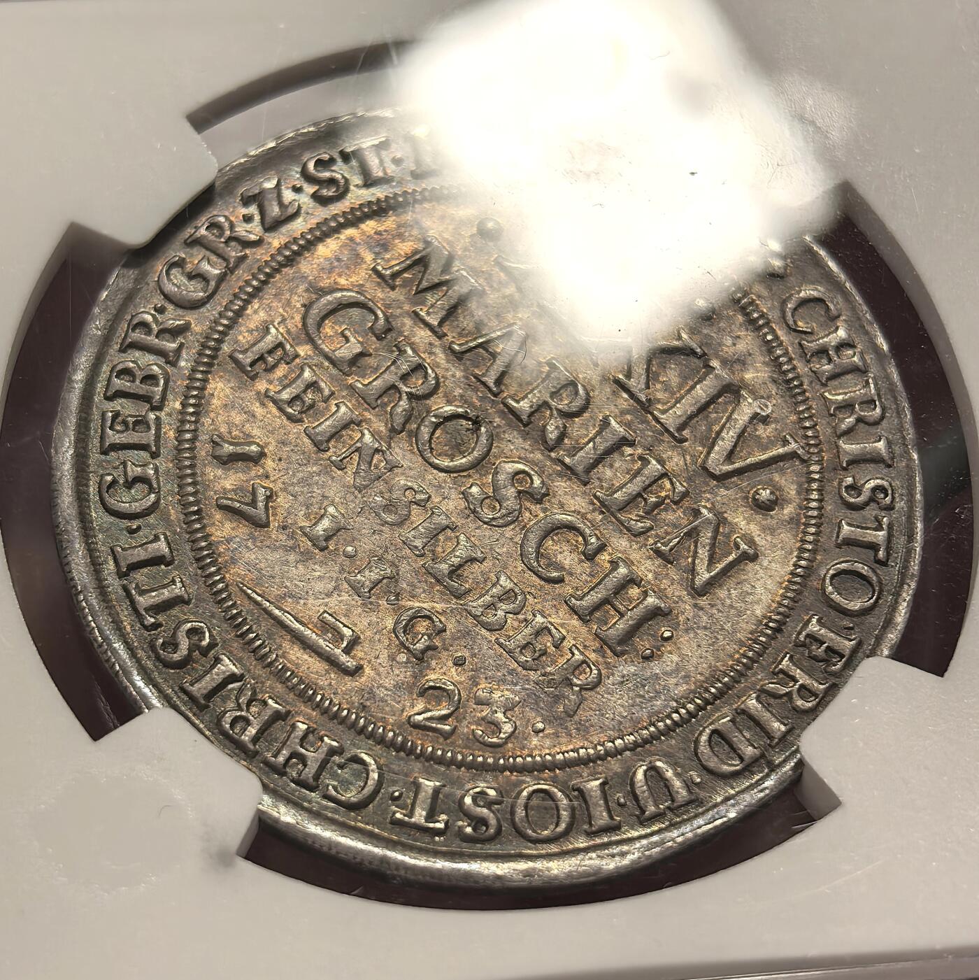 博洋堂“芳菲春韵”3月精品大拍专场暨第166期（全场包邮） NGC AU58 德国斯托尔伯格小邦国1723年流通24格鲁申（2/3泰勒），经典的神鹿图案，光滑的底板，五彩的包浆，稀罕的品种，NGC评级冠军分，唯一一枚！