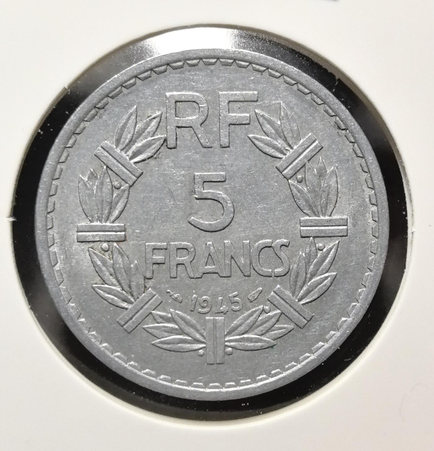 外国优质老铜币银币苏联纪念章，每周六晚九点倒数截拍，满百包邮可寄存，持续收拍