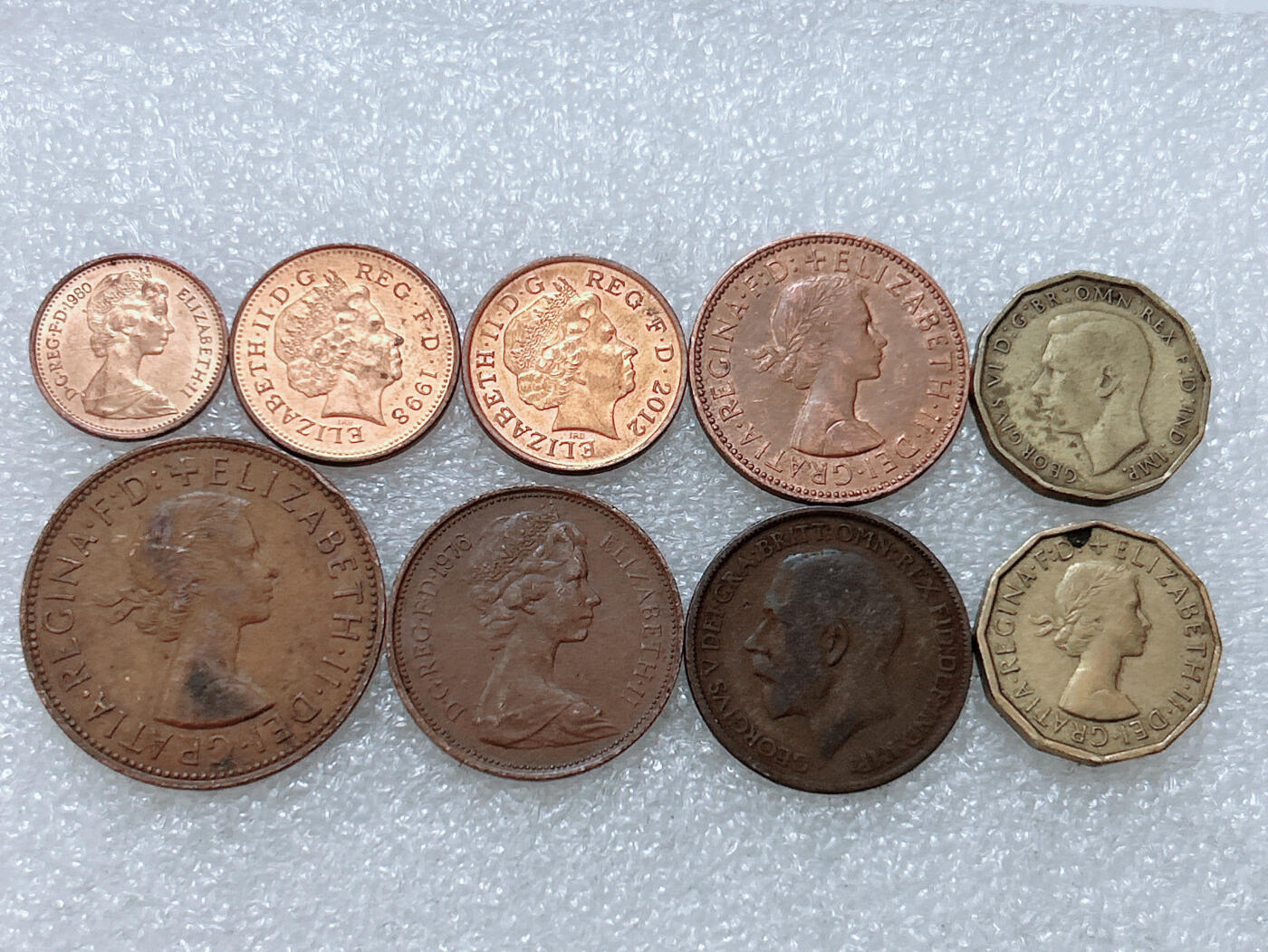 第一海外回流一元起拍收藏 散集专场  第307期 英国不同版本硬币 9枚