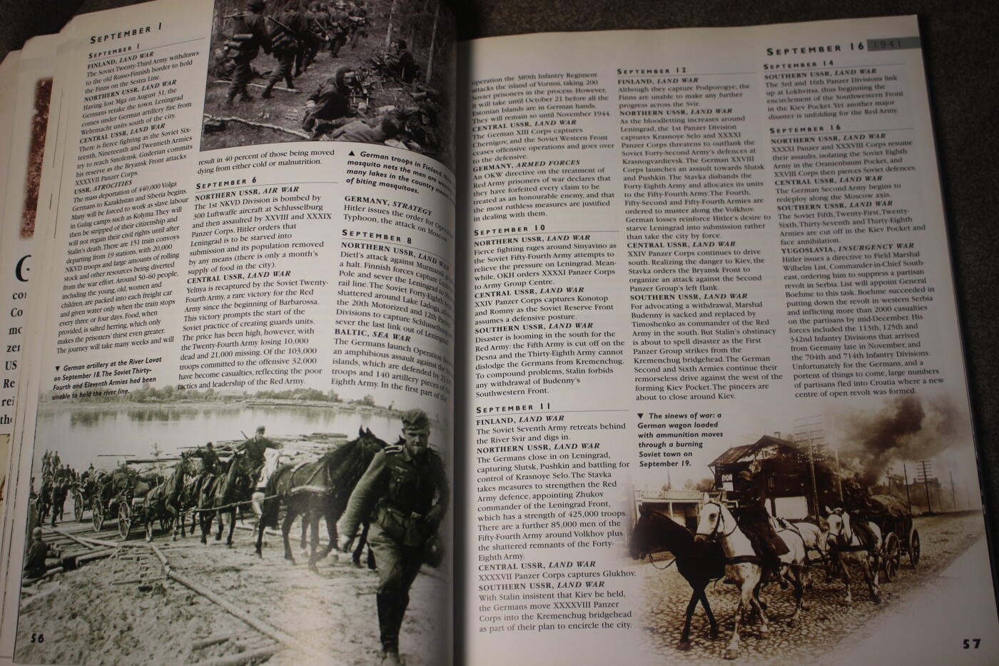 2026.4.2德系小拍卖 东线1941-1945，全书190页，按照时间顺序介绍了苏德双方的大小战役情况，图片丰富，纸张有一些年代痕迹，无缺损