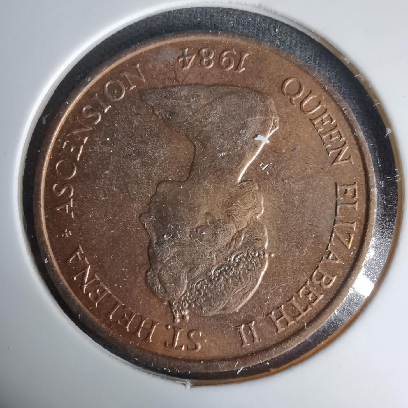 沼泽如烟--第1035场 圣赫勒拿1984年2便士