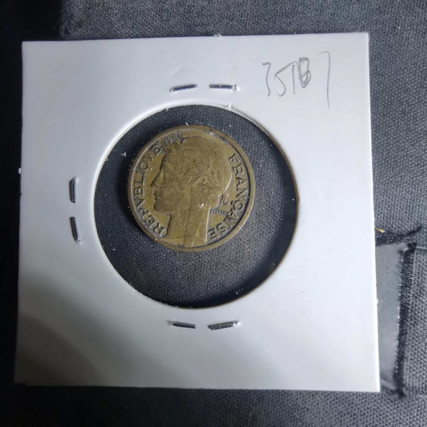 沼泽如烟--第1035场 法国1952年50分