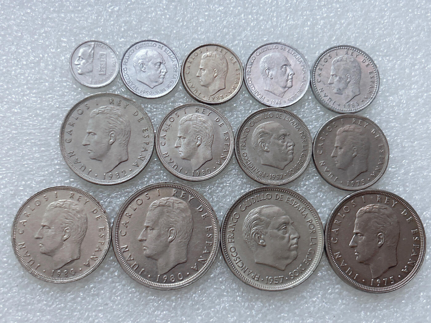 第一海外回流一元起拍收藏 散集专场  第307期 西班牙不同面值硬币 13枚