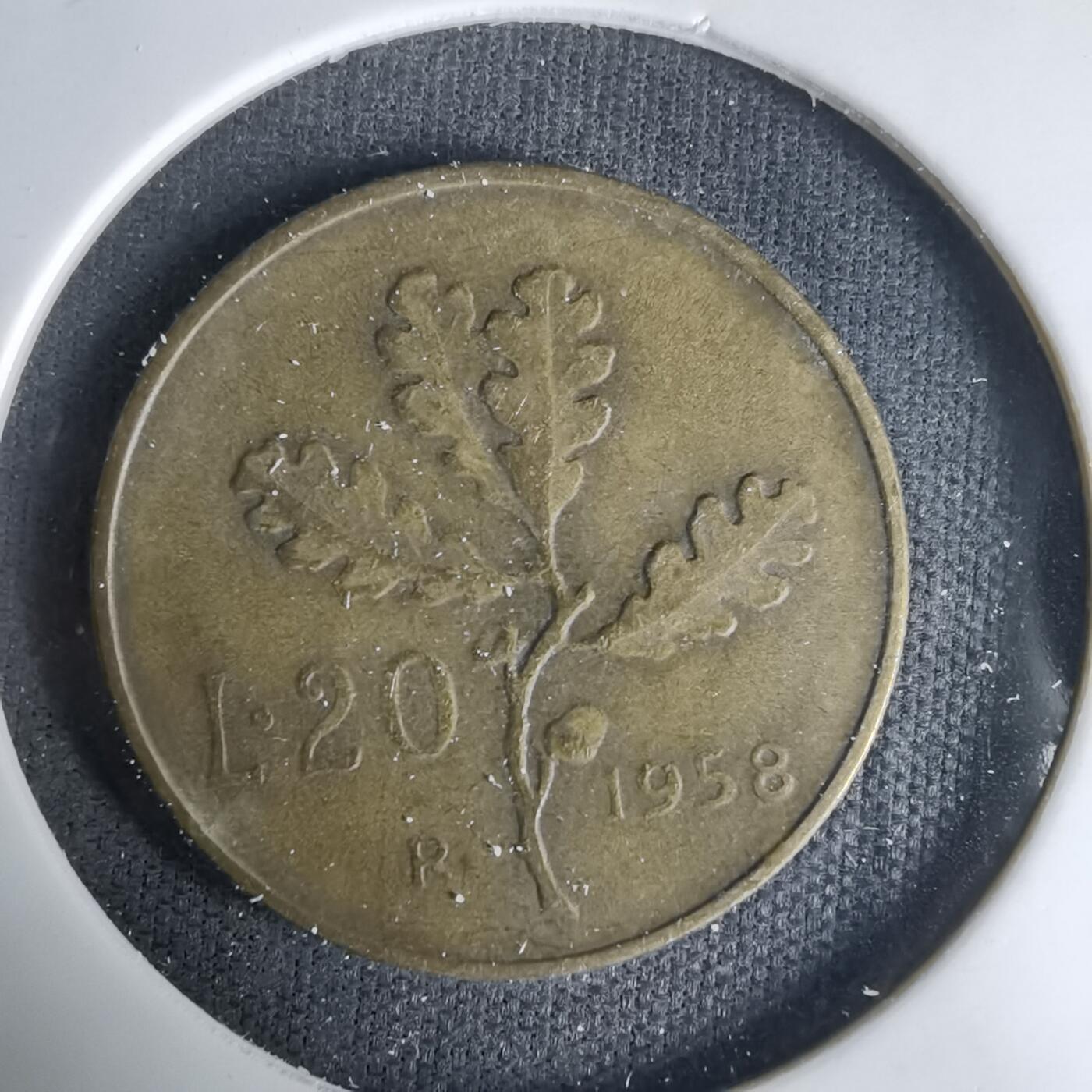 沼泽如烟--第1035场 意大利1958年20里拉