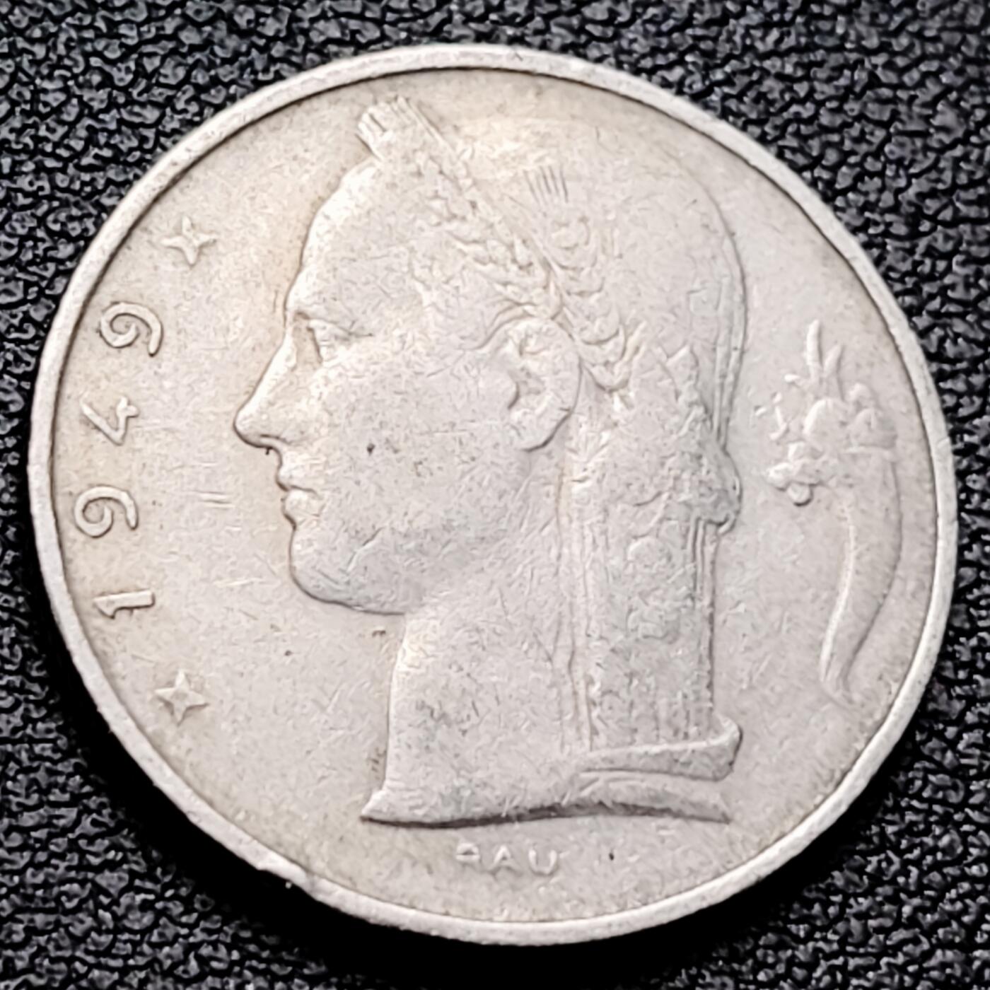 泉币菌-第216场-拍品多 请提前出价 。