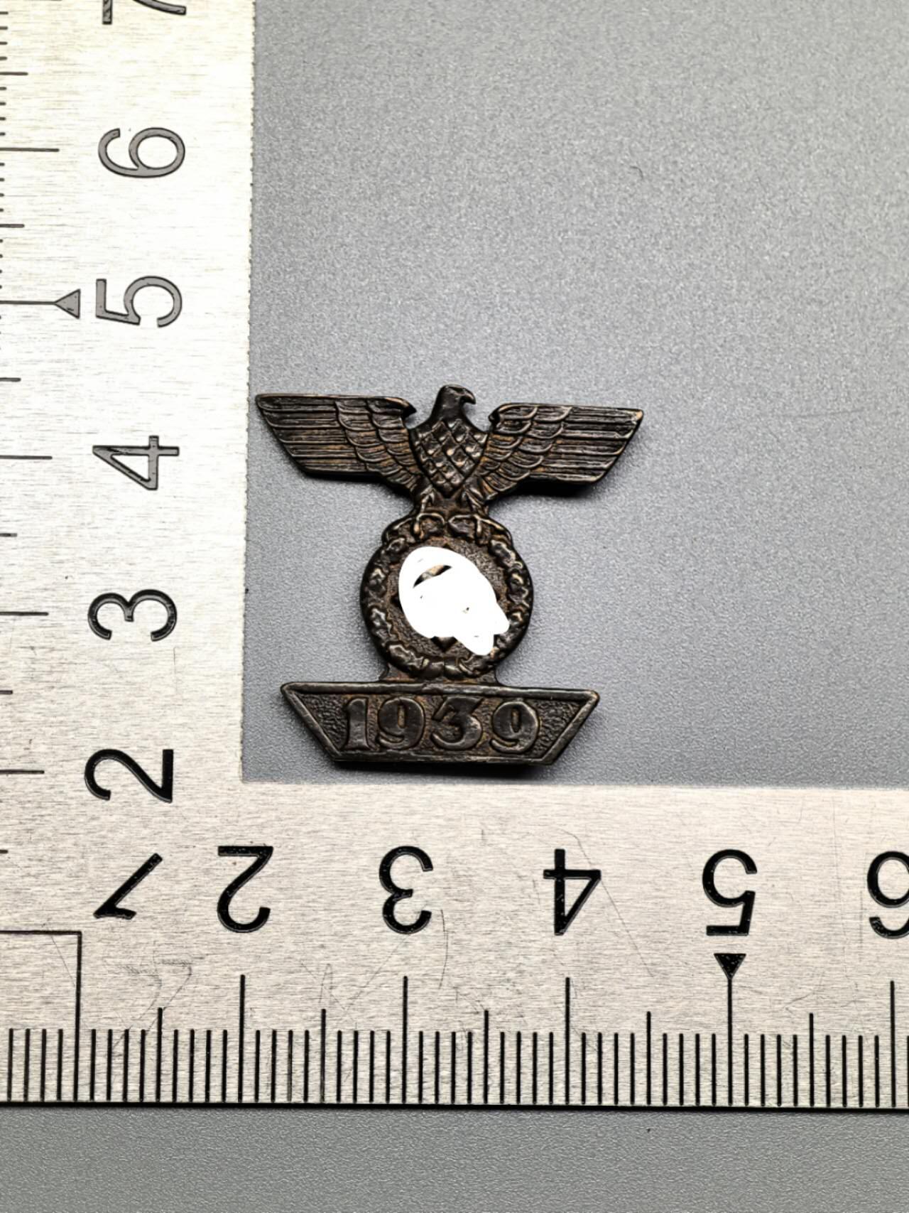 小驴勋章奖章收藏3月28日周六晚六点拍卖（珍爱和平，收藏战争，铭记历史，勿忘国耻，忠党爱国。有偿代拍，送拍规则在简介最后，参拍须阅读规则后再参拍，关系到运费包装发货时效真假辨别等关键信息，拍卖时不再发原图，看大图店主微信码在拍卖店铺介绍里） 现代工艺品 二级铁十字勋章勋饰 非原品