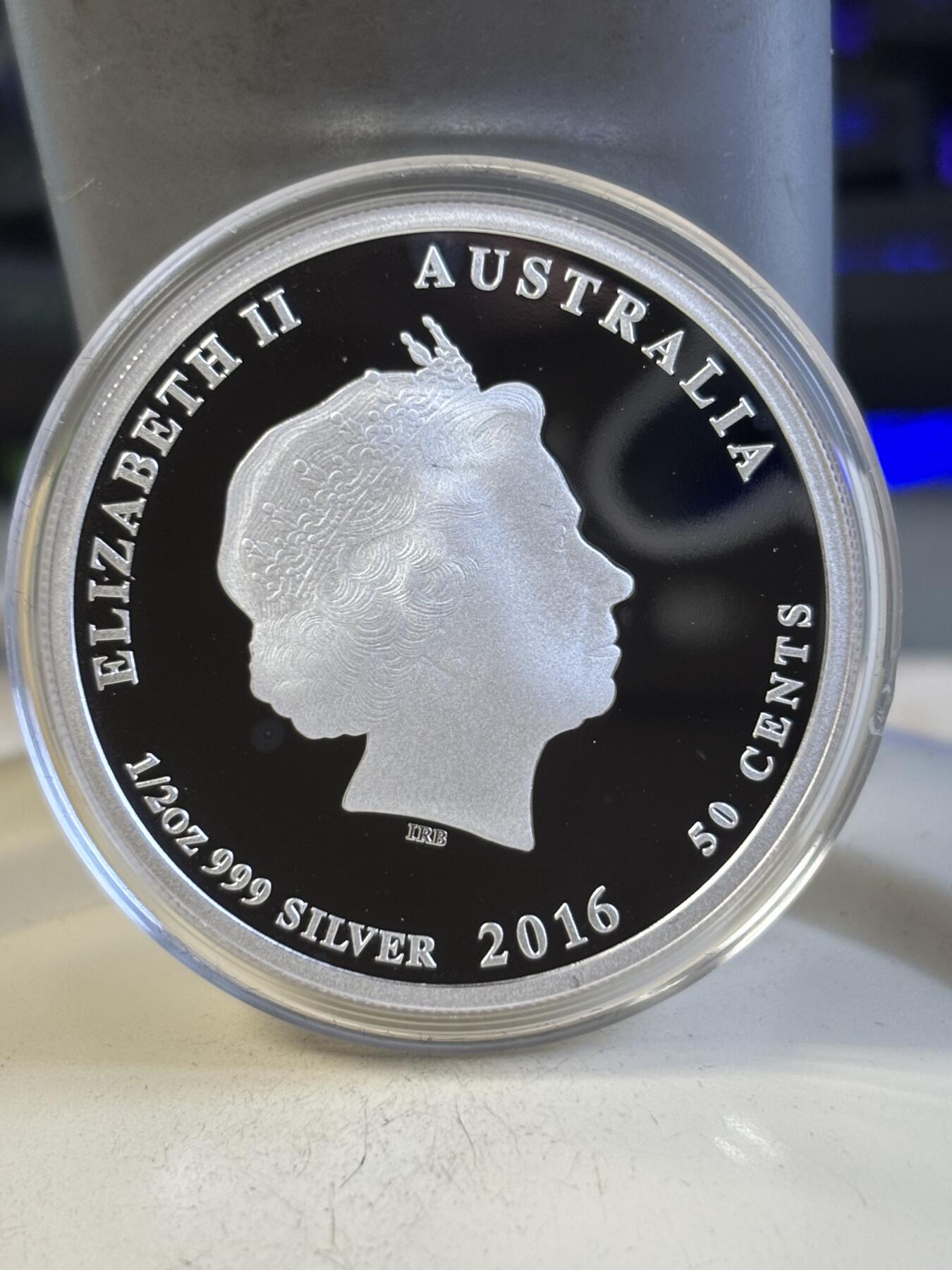 第195期拍卖 澳大利亚2016年生肖系列猴年1/2盎司精版彩银币，999银，发行10000枚