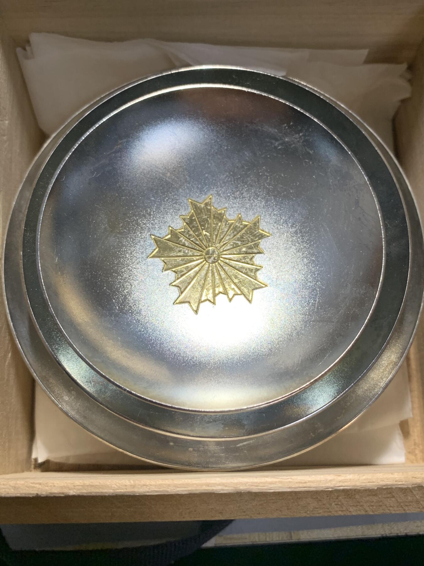 远东徽章小铺3月29日周日晚上9点结束 警视总监赏盏三枚一组