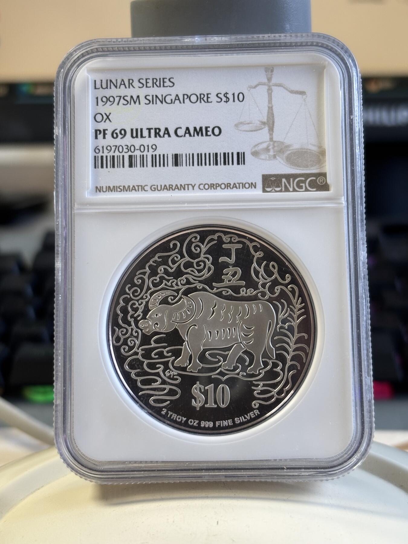 第194期拍卖 新加坡1997年十二生肖牛年2盎司纪念银币NGC-PF69.999银