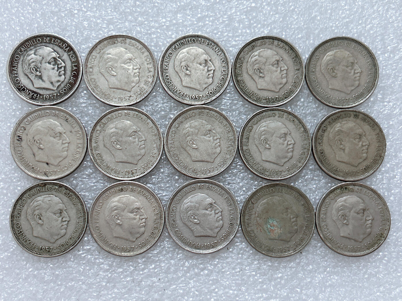 第一海外回流一元起拍收藏 散集专场  第307期 西班牙5比塞塔硬币 15枚